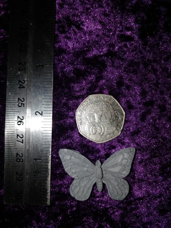 Butterfly #1 pin badge - blue
